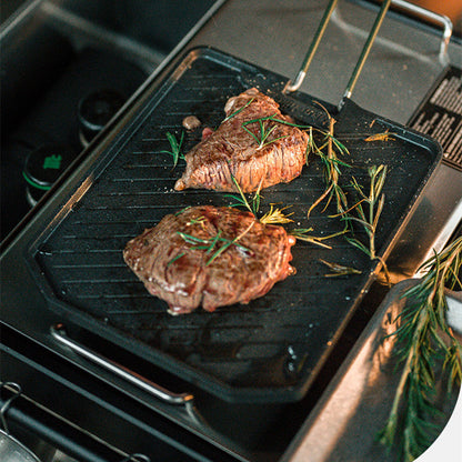 Grillpanna i Gjutjärn – Stekplatta för Induktionshäll | Robust & Elegant Design