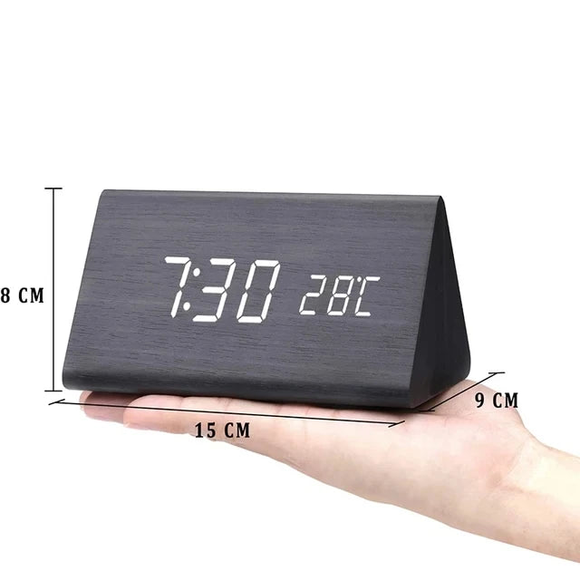 EcoLED Clock - Digitalt trälarm med röststyrning MILA Sverige