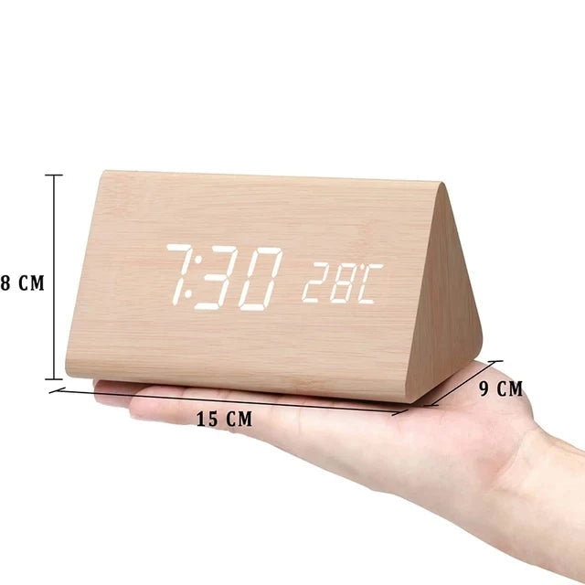 EcoLED Clock - Digitalt trälarm med röststyrning MILA Sverige