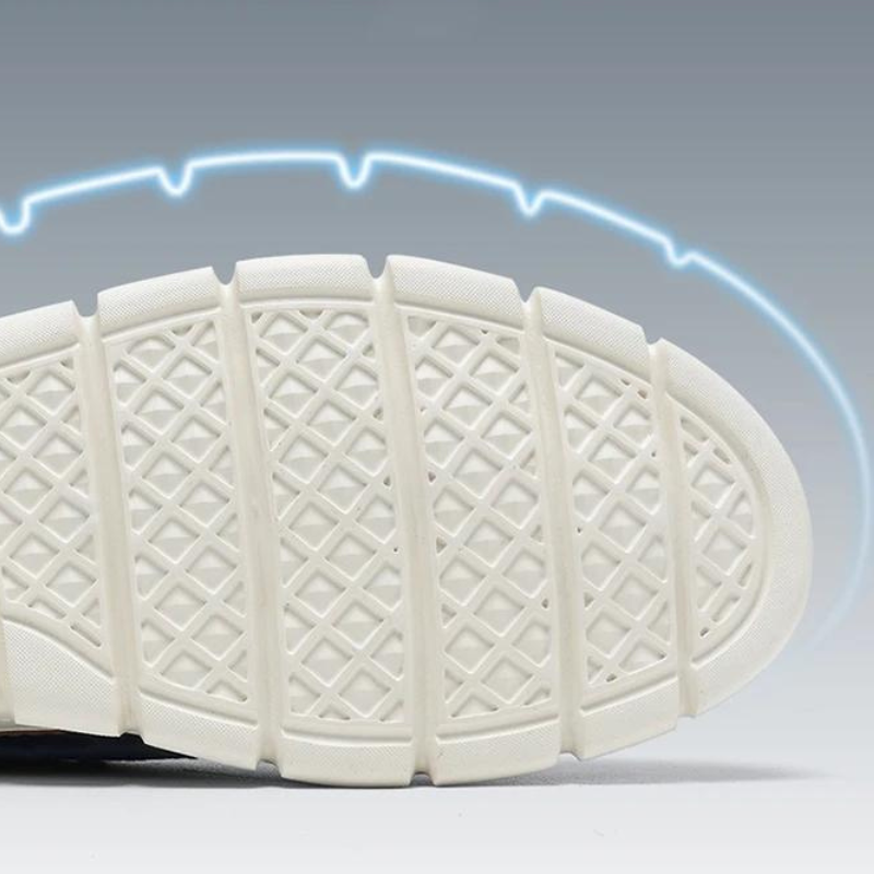 "Andningsbara herrsneakers med EVA-sula, vit meshovandel för bättre ventilation och komfort, halkfri design."