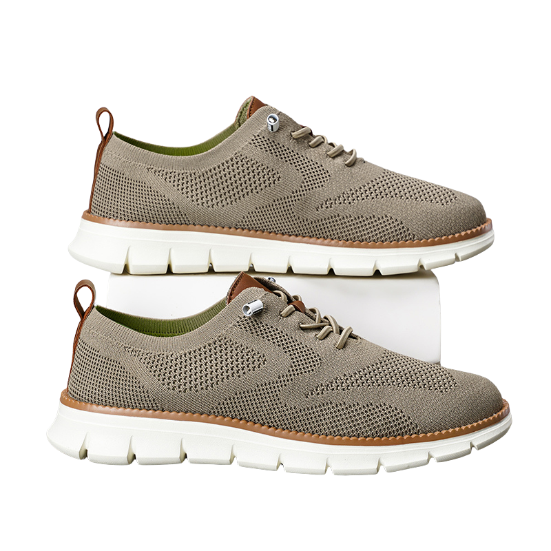 "Andningsbara herrsneakers med EVA-sula, vit meshovandel för bättre ventilation och komfort, halkfri design."