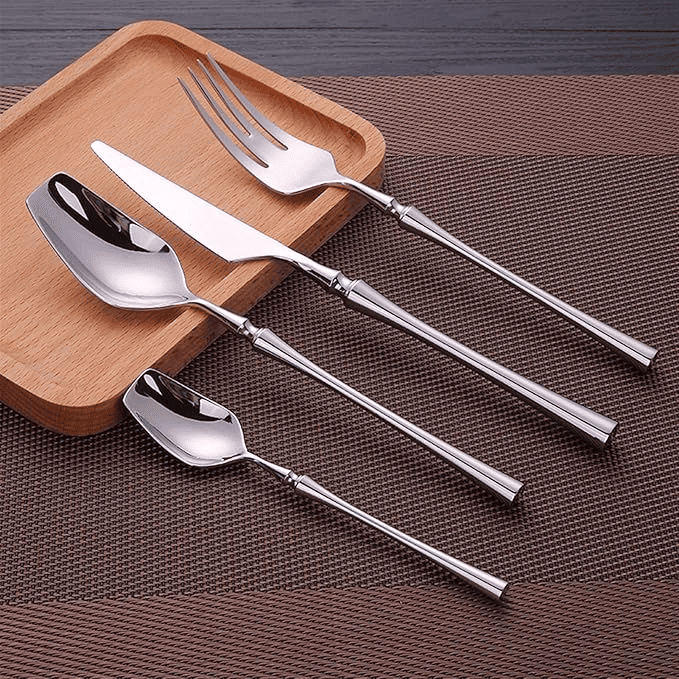 Fine 24-Piece Stainless Steel Flatware Set in Gold and Silver