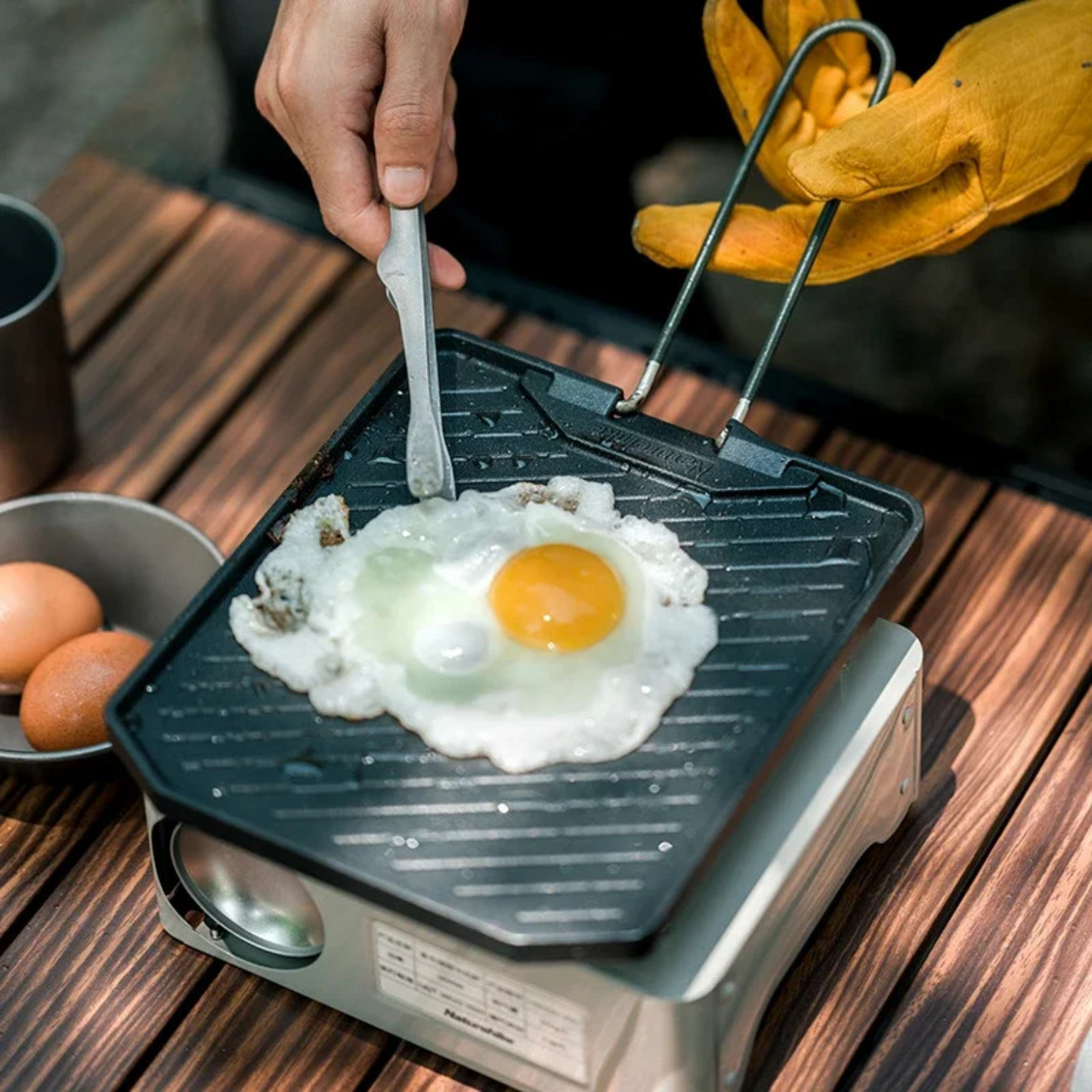 Grillpanna i Gjutjärn – Stekplatta för Induktionshäll | Robust & Elegant Design