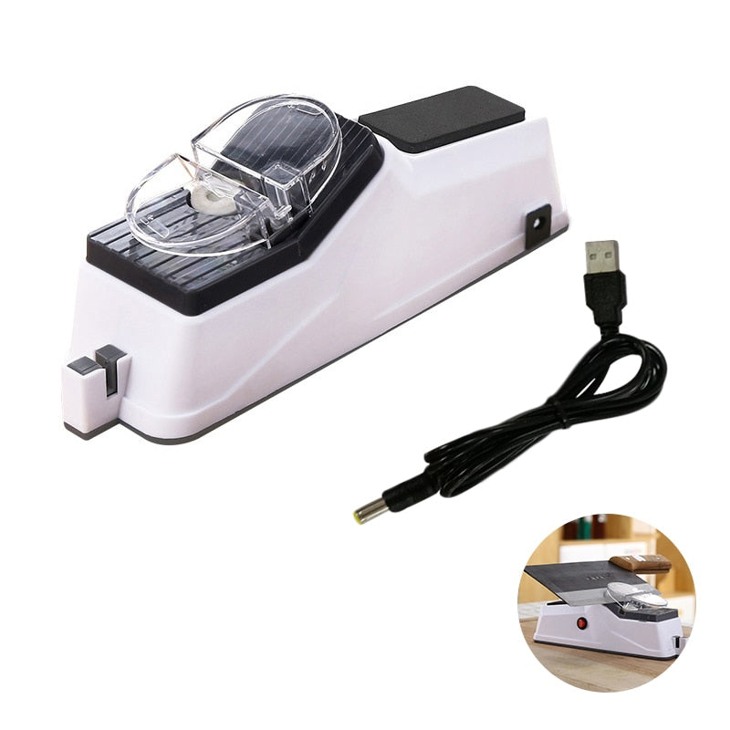Elektrischer Bleistiftspitzer USB-betrieben, weiß, mit transparentem Behälter und Kabel.