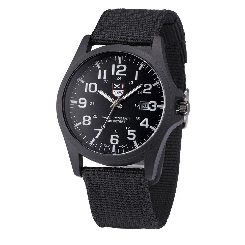 "Herrar militärt armbandsur med lysande urtavla, stoppur, rostfritt stål och silikonrem, perfekt för äventyr och vardagsbruk.