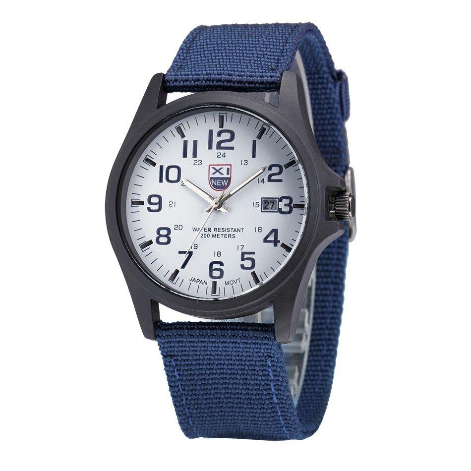 "Herrar militärt armbandsur med lysande urtavla, stoppur, rostfritt stål och silikonrem, perfekt för äventyr och vardagsbruk.