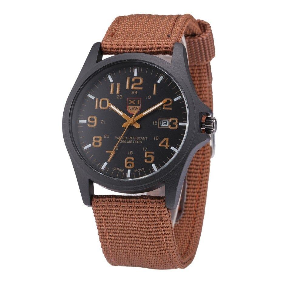 "Herrar militärt armbandsur med lysande urtavla, stoppur, rostfritt stål och silikonrem, perfekt för äventyr och vardagsbruk.