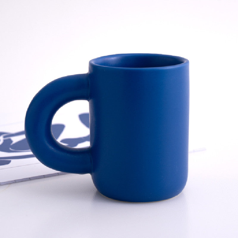 Handcrafted Antik INS-style ceramic coffee mug with handle, 200-300ml capacity