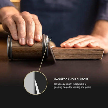 Messer-Schärfer mit magnetischer Winkelführung, Holzoptik, für präzises Schleifen.
